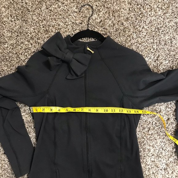 Kate Spade x Beyond Yoga Black Bow Neck Zip up Athletic Jacket - Picture 12 of 16